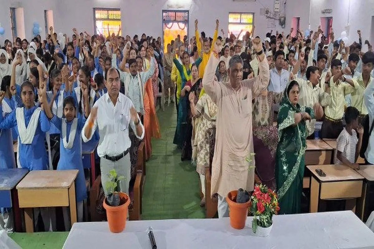 शैक्षणिक सत्र 2026-27 : स्कूलों की बजी घंटी…बच्चों के खिले चेहरे, चहक उठे स्कूल