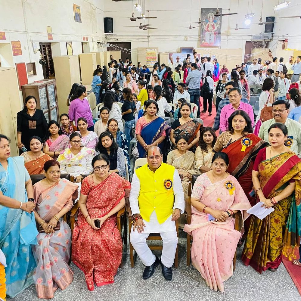 जुहारी देवी कॉलेज में लगा रोजगार मेला:10वीं पास से लेकर ग्रेजुएट तक को मिली जॉब; खिले युवाओं के चेहरे