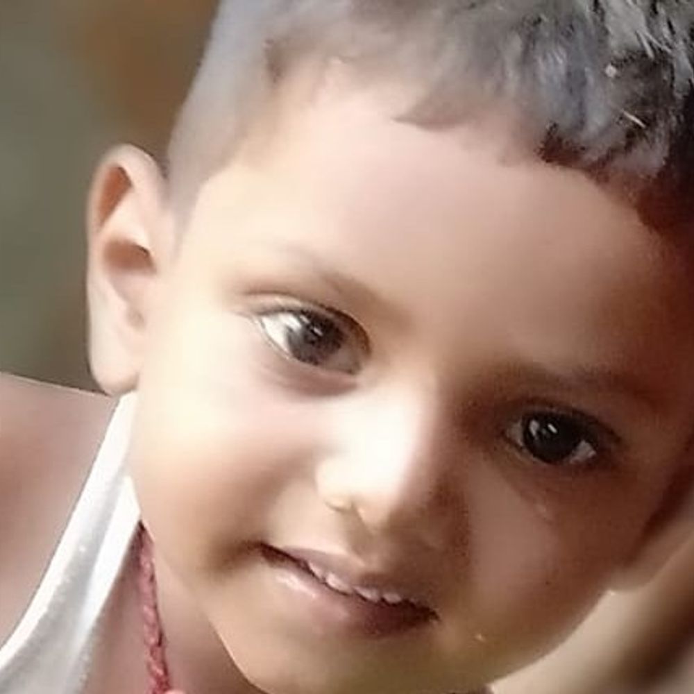 समस्तीपुर सड़क हादसे में बच्चे की मौत:आंगनबाड़ी से लौटते समय गाड़ी ने मारी टक्कर, स्कार्पियो की ठोकर से गई जान