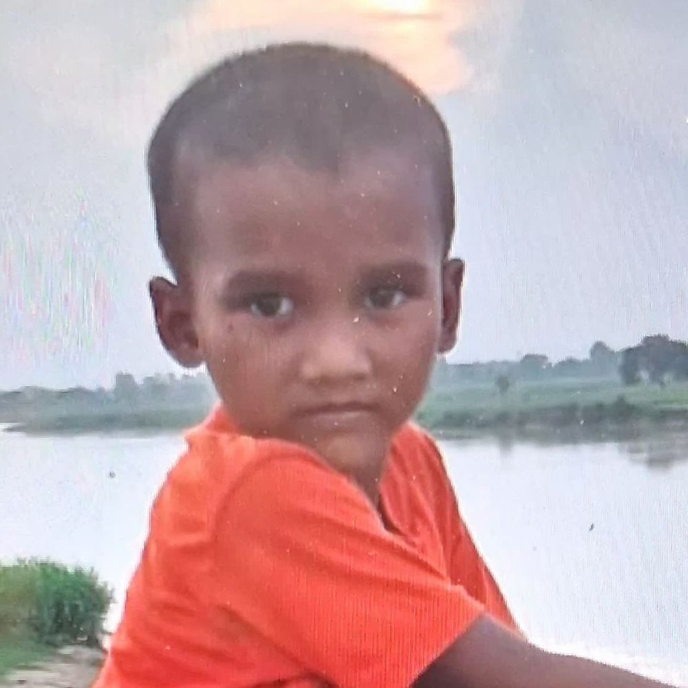 गोरखपुर में ट्रैक्टर से कुचलकर मासूम की मौत:मालिक-चालक पर केस दर्ज, छह माह पहले पिता की करंट लगने से गई थी जान