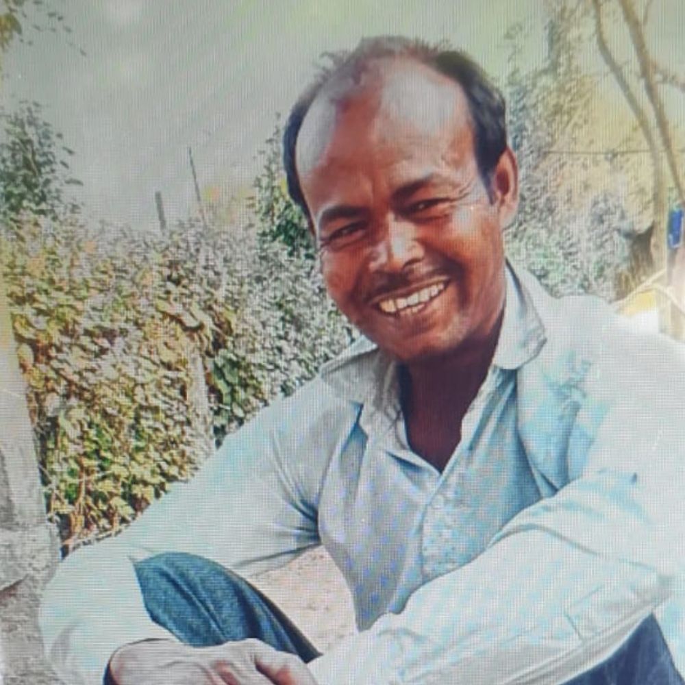 लखनऊ में सड़क हादसे ने किसान की मौत:सब्जी बेचकर घर लौट रहा था; बस ने मोटर साइकिल को मारी टक्कर