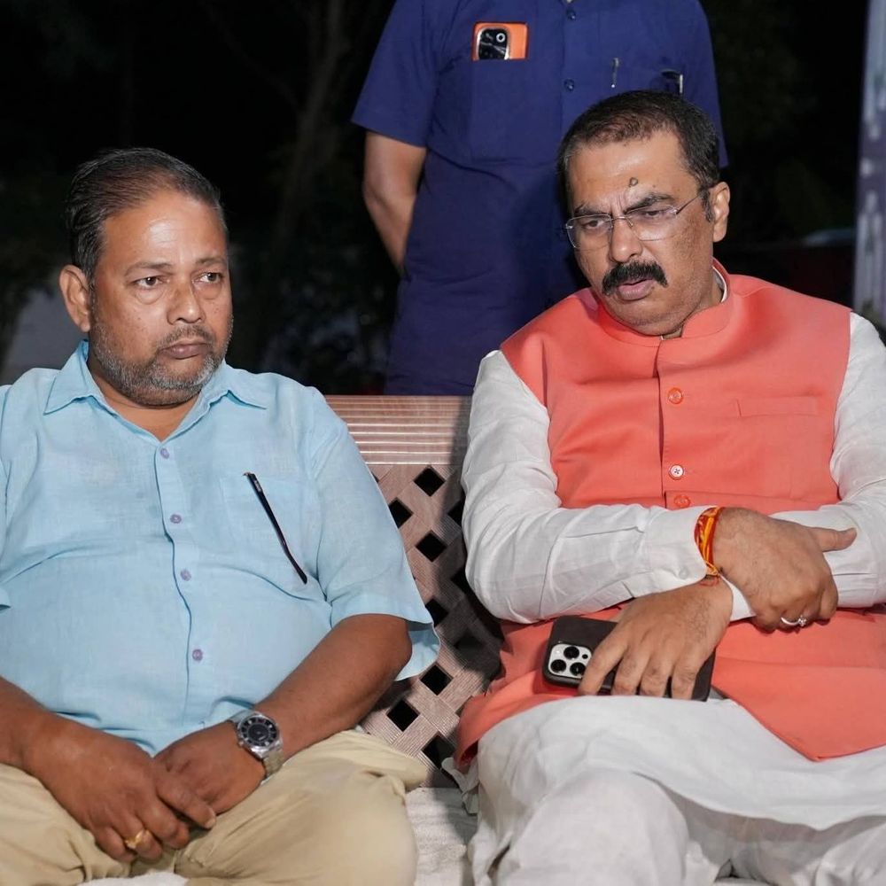 भाजपा प्रदेश अध्यक्ष ने पीड़ित कारोबारी से की मुलाकात:2 करोड़ रुपए के जेवरात लूटे गए थे, संजय सरावगी बोले- जल्द ज्वेलरी बरामद होंगे