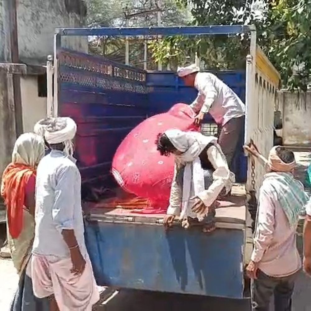 महिला ने घर में रखा जहरीला पदार्थ पीया:इलाज के दौरान तोड़ा दम, घरवाले बिना पोस्टमार्टम करवाए ही ले गए शव