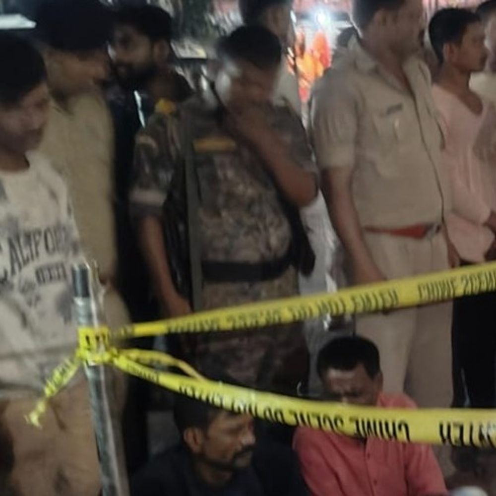 बेटी की शादी से एक दिन पहले पिता की मौत:बेगूसराय में हाईवा ने ठेला चालक को मारी टक्कर, आक्रोशित लोगों ने 2 घंटे एनएच-31 किया जाम