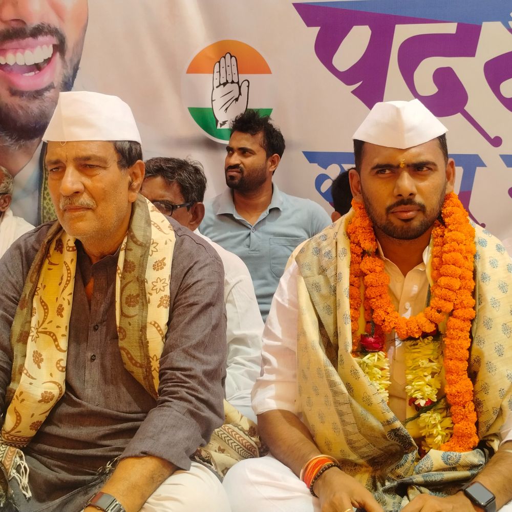 बेगूसराय कांग्रेस अध्यक्ष गरीबदास ने संभाला कार्यभार:शिवप्रकाश बोले- पार्टी के सामने कई चुनौतियां हैं, संगठन को मजबूत बनाना मेरी पहली प्राथमिकता