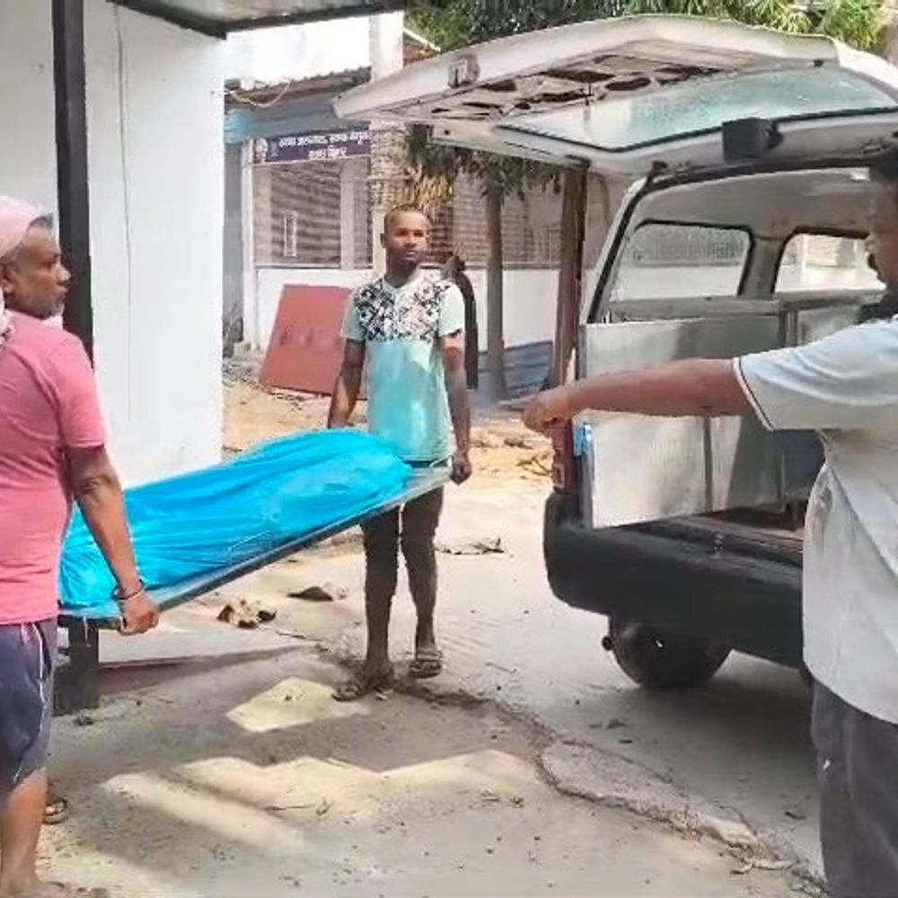 बेगूसराय में इलाज के दौरान युवक की मौत:एक महीने में परिवार के तीन लोगों की गई जान, 18 मार्च की रात गैस लीकेज से घर में लगी थी आग