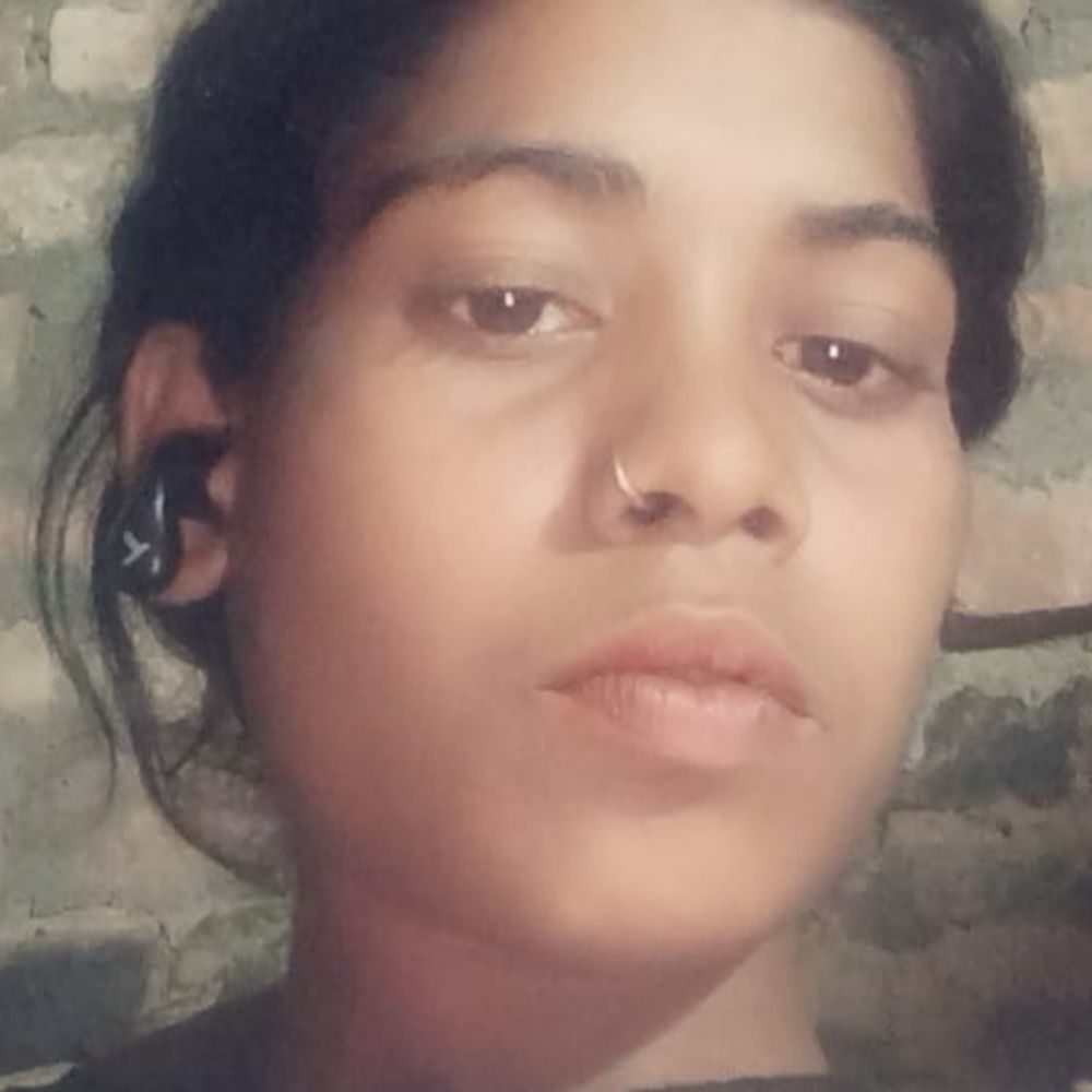 भागलपुर में 12वीं की छात्रा ने किया सुसाइड:नानी के घर पर अकेली थी, मां बोली- डिप्रेशन में थी बेटी