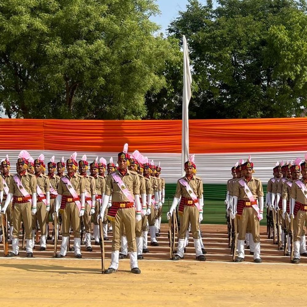 सीएम योगी और डीजीपी ने वर्चुअल पासिंग आउट परेड देखी:गाजियाबाद पुलिस लाइन में प्रशिक्षु आरक्षियों की दीक्षांत परेड का आयोजन