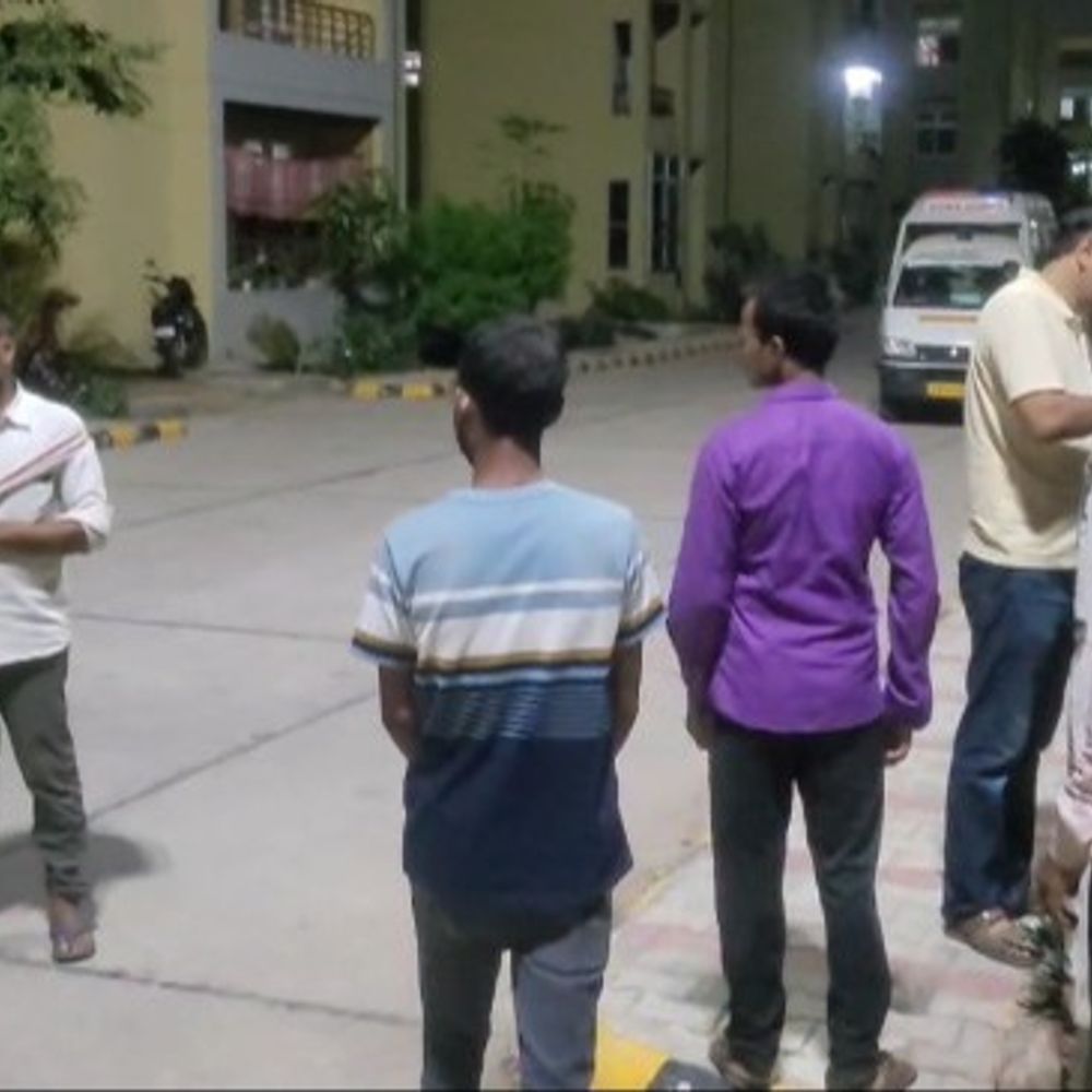 पूर्णिया में चाची से अफेयर में भतीजे की हत्या:50 हजार देने के बहाने घर बुलाया, बेटे के साथ मिलकर मार डाला; बॉडी ठिकाने लगाने की थी प्लानिंग