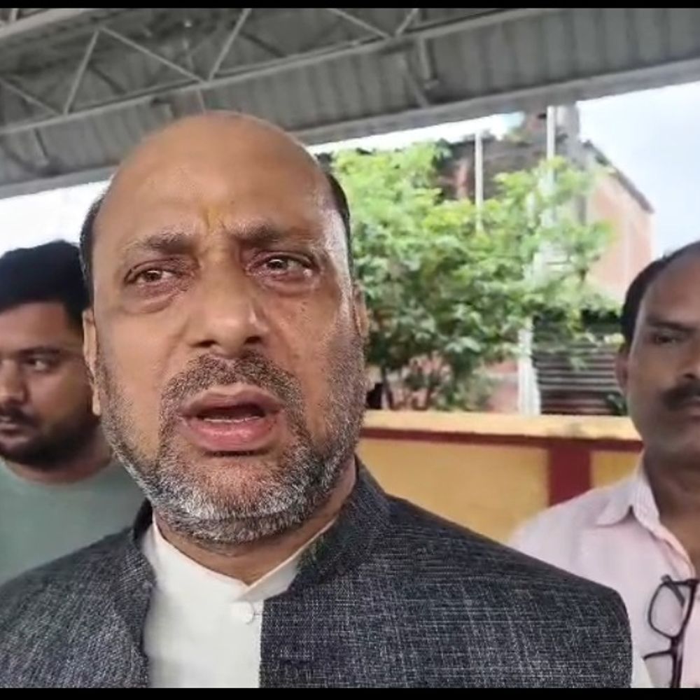 किशनगंज के युवक का शव ट्रैक पर मिला:JDU विधायक ने निष्पक्ष जांच की मांग की, मदरसे में पढ़ाता था