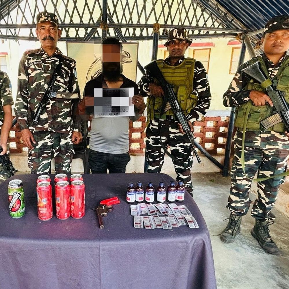 अवैध हथियार, नशीली दवाओं के साथ एक गिरफ्तार:मधुबनी में भारत-नेपाल बॉर्डर पर SSB-पुलिस का जॉइंट एक्शन