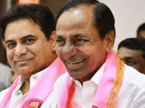 तेलंगाना में कविता ने नई पार्टी TRS बनाई:2028 के विधानसभा चुनावों में पिता केसीआर की पार्टी BRS को देंगी टक्कर