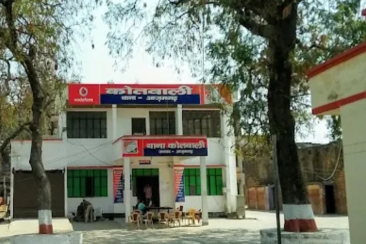 Azamgarh News: बीटीसी छात्रा का थाने में हाई वोल्टेज ड्रामा,महिला सिपाहियों के खींचे बाल, सीओ पर भी किया हमला