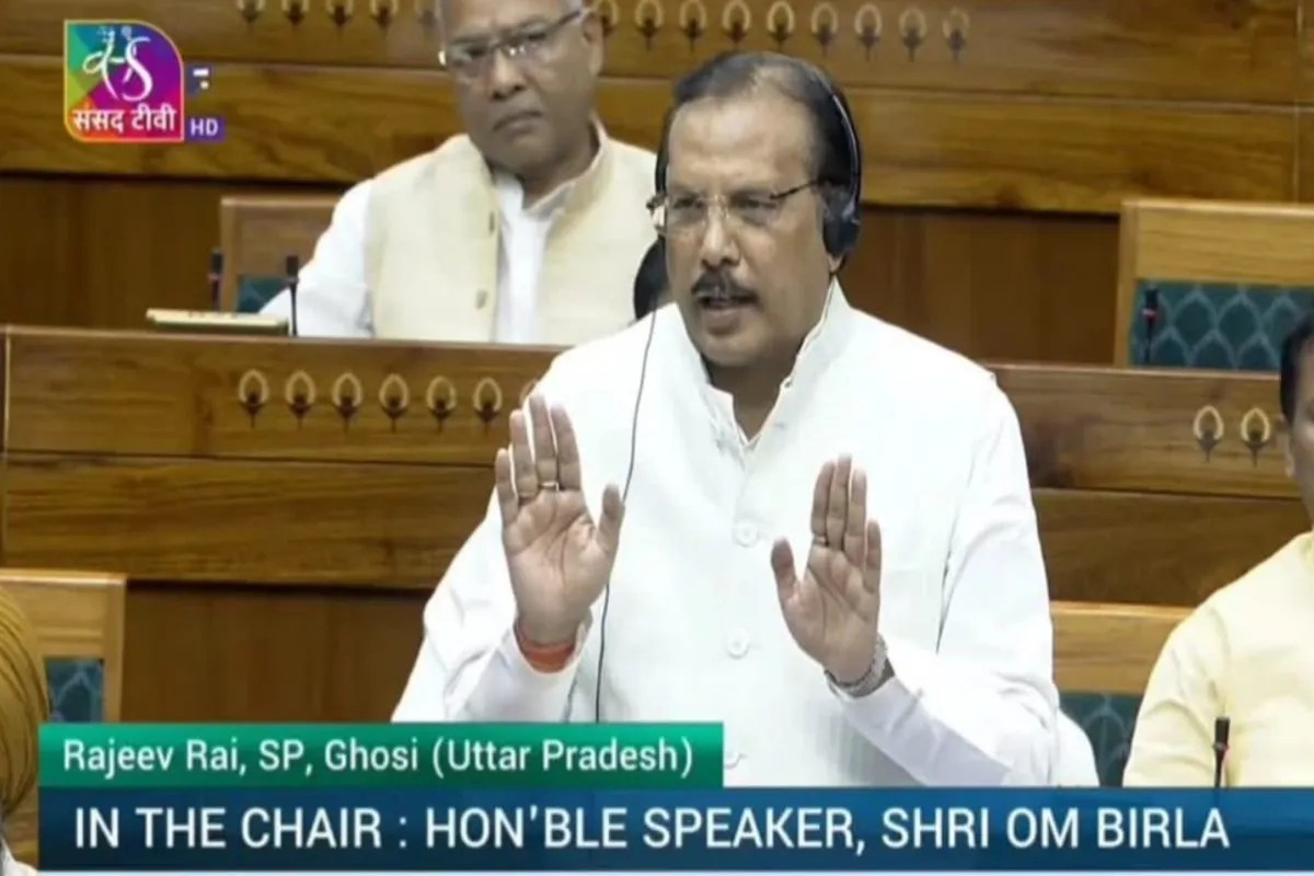 सांसद राजीव राय ने स्वीकृत कराया 21 करोड़ रुपए, सदन में संघर्ष का दिखा असर: मऊ जंक्शन के विकास हेतु ₹21 करोड़ स्वीकृत