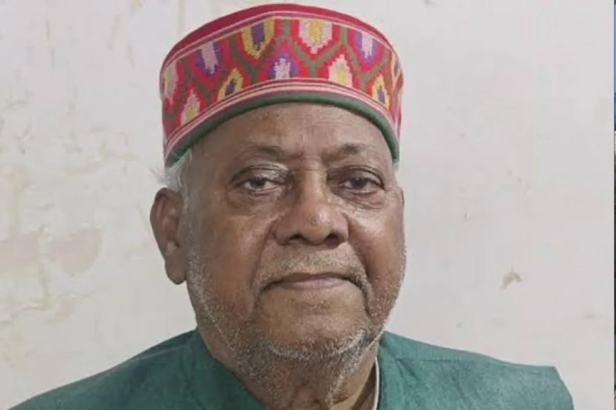 Mau News: पूर्व सांसद हरिनारायण राजभर का दिल का दौरा पड़ने निधन, क्षेत्र में शोक की लहर