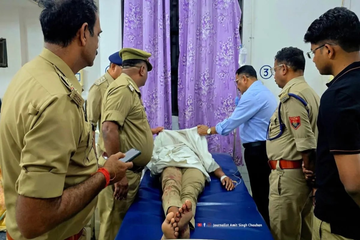 Mau News: ड्यूटी में तैनात सिपाही को लगी गोली, वाराणसी रेफर