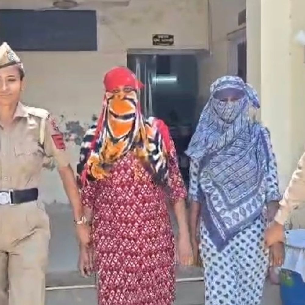 अबोहर में युवक का अपहरण कर मारपीट:लिव-इन पार्टनर पर आरोप, साथियों संग पहुंची, 2 महिलाएं गिरफ्तार; पत्नी से चल रहा तलाक का केस