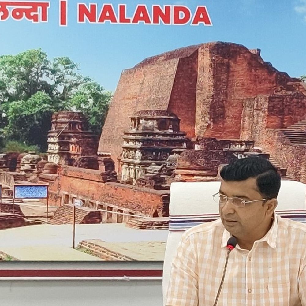 नालंदा में 15 सेंटर पर AEDO की परीक्षा:कोचिंग और साइबर कैफे पर पाबंदी, चप्पे-चप्पे पर तैनात रहेंगे मजिस्ट्रेट