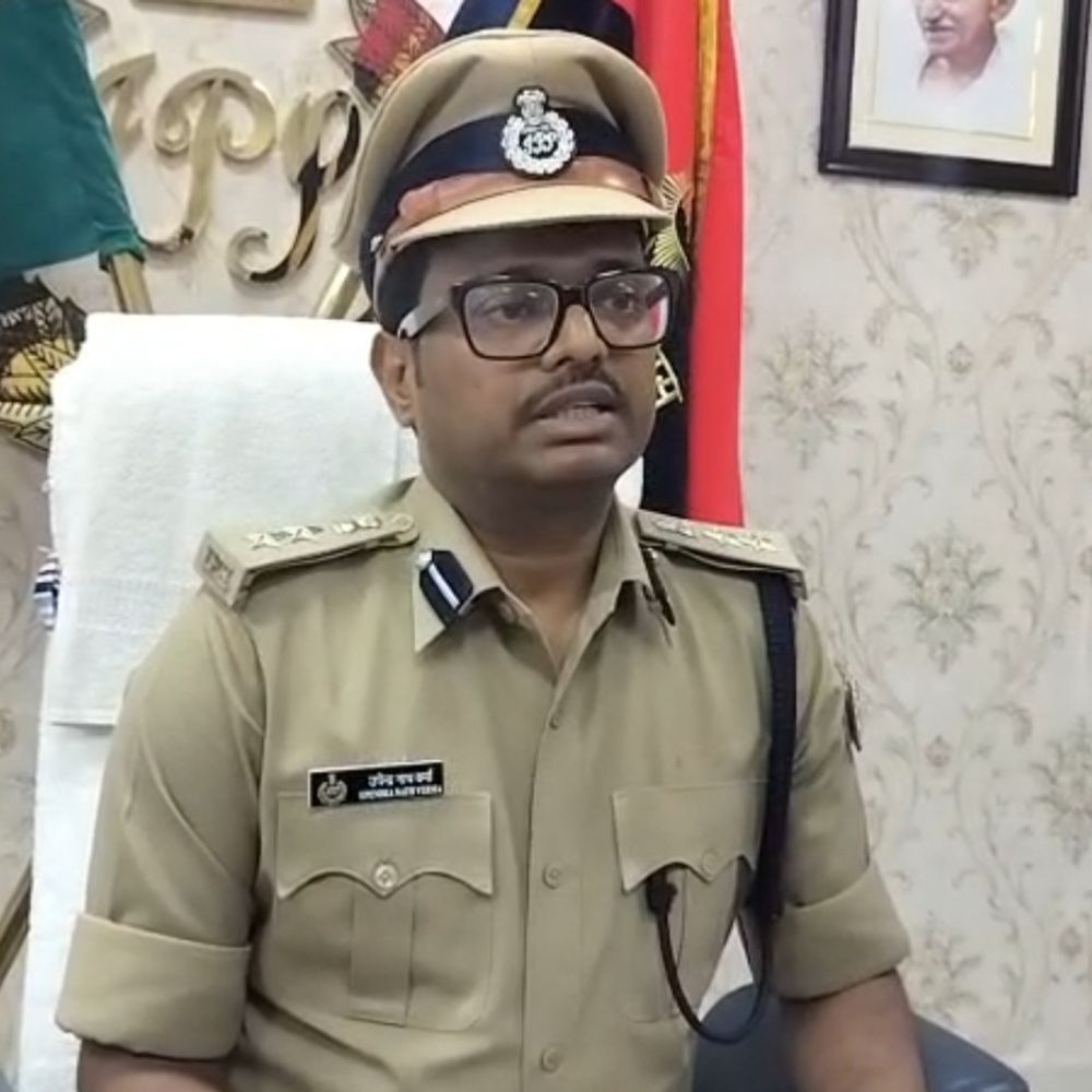 केस जांच में लापरवाही पर 32 दरोगाओं से स्पष्टीकरण:बांका SP की सख्ती से पुलिस महकमे में हड़कंप, लंबित मामलों के जल्द निपटारे का निर्देश