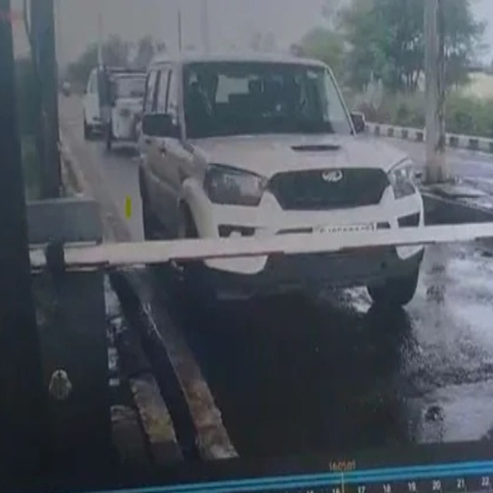 1 करोड़ बरामदगी पर 20 लाख हड़पने का आरोप:गुना पुलिस से हाईकोर्ट ने मांगी स्टेटस रिपोर्ट; पूछा-फरियादी का बयान दर्ज हुआ या नहीं