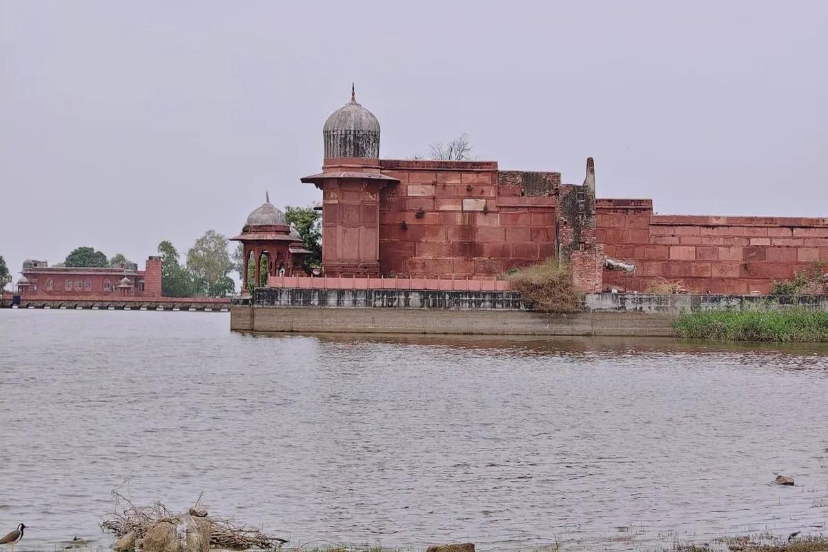 सुंदरता, और वास्तुकला की मूरत…शान-ए- तालाबशाही