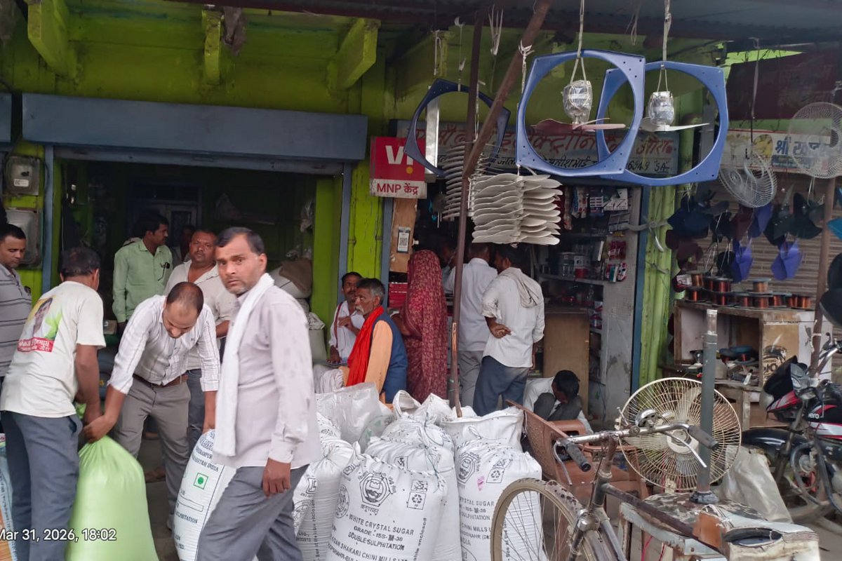 तीन लाख की रकम तीन मिनट में शातिर चुराकर फरार