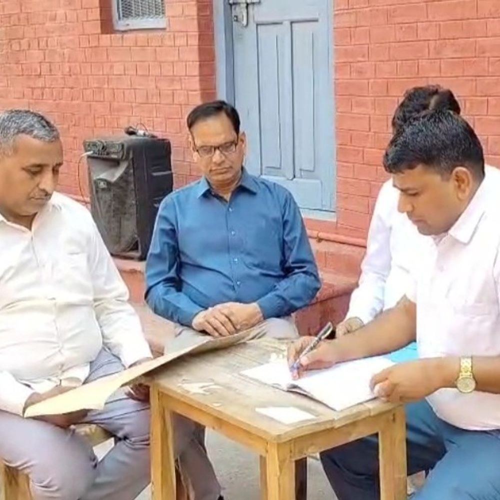 संभल में यूपी बोर्ड परीक्षा की पुस्तिकाओं का मूल्यांकन पूरा:15 दिन में 2.48 लाख कॉपियों का मूल्यांकन हुआ, एक हफ्ते में परिणाम संभव