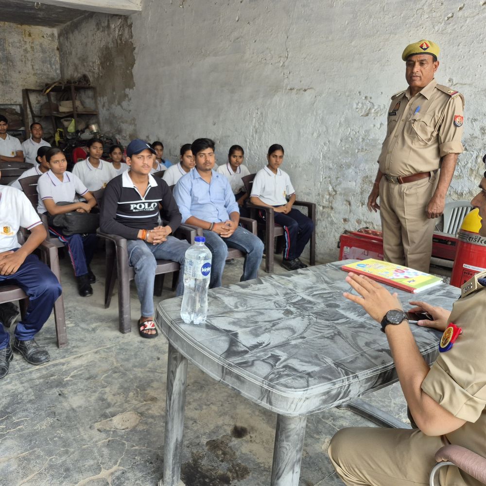 उन्नाव में अग्निसचेतकों को दिया गया विशेष प्रशिक्षण:आगजनी रोकने और जानमाल बचाने के लिए एक दिवसीय शिविर