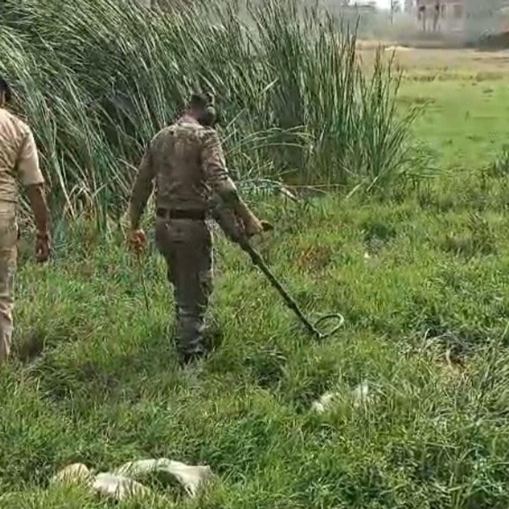 जहानाबाद हॉस्टल में छात्र की हत्या को लेकर कैंडल मार्च:एसपी बोलीं-पोस्टमार्टम रिपोर्ट आने के बाद स्पष्ट जानकारी मिल सकेगी, संचालक अरेस्ट