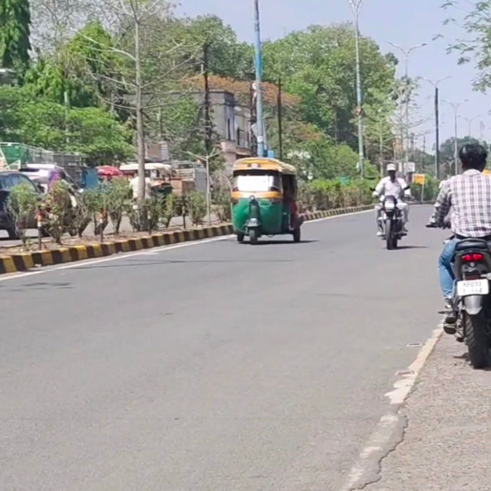 धार में सीजन का सबसे गर्म दिन:पारा 45 डिग्री सेल्सियस पहुंचा; लू चलने का अलर्ट, सुबह से ही तल्ख धूप