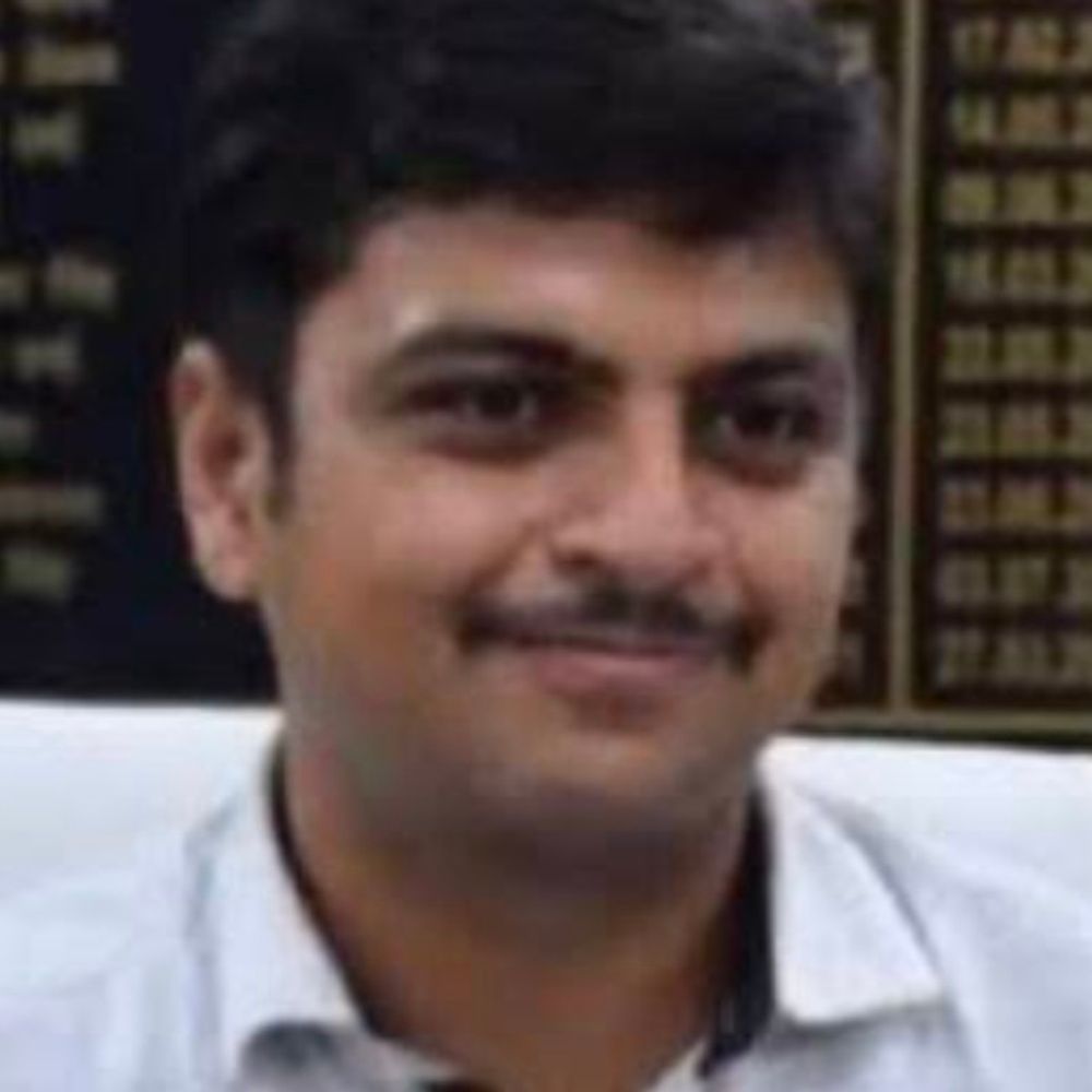 बाराबंकी को नया जिलाधिकारी मिला:ईशान प्रताप सिंह संभालेंगे जिले की कमान, साल 2017 बैच के अधिकारी हैं