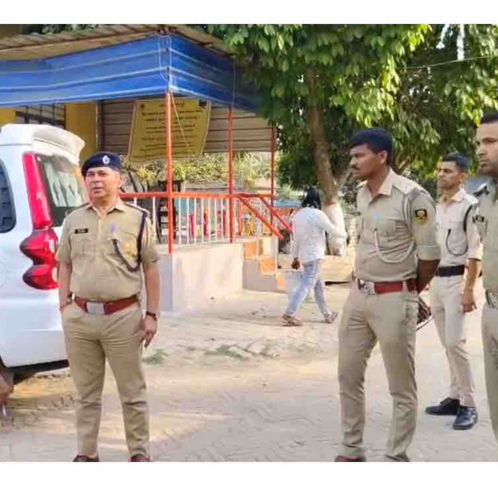 मोतिहारी में 2 गांवों के बीच तनाव:पुरानी रंजिश में मारपीट के बाद बढ़ा विवाद