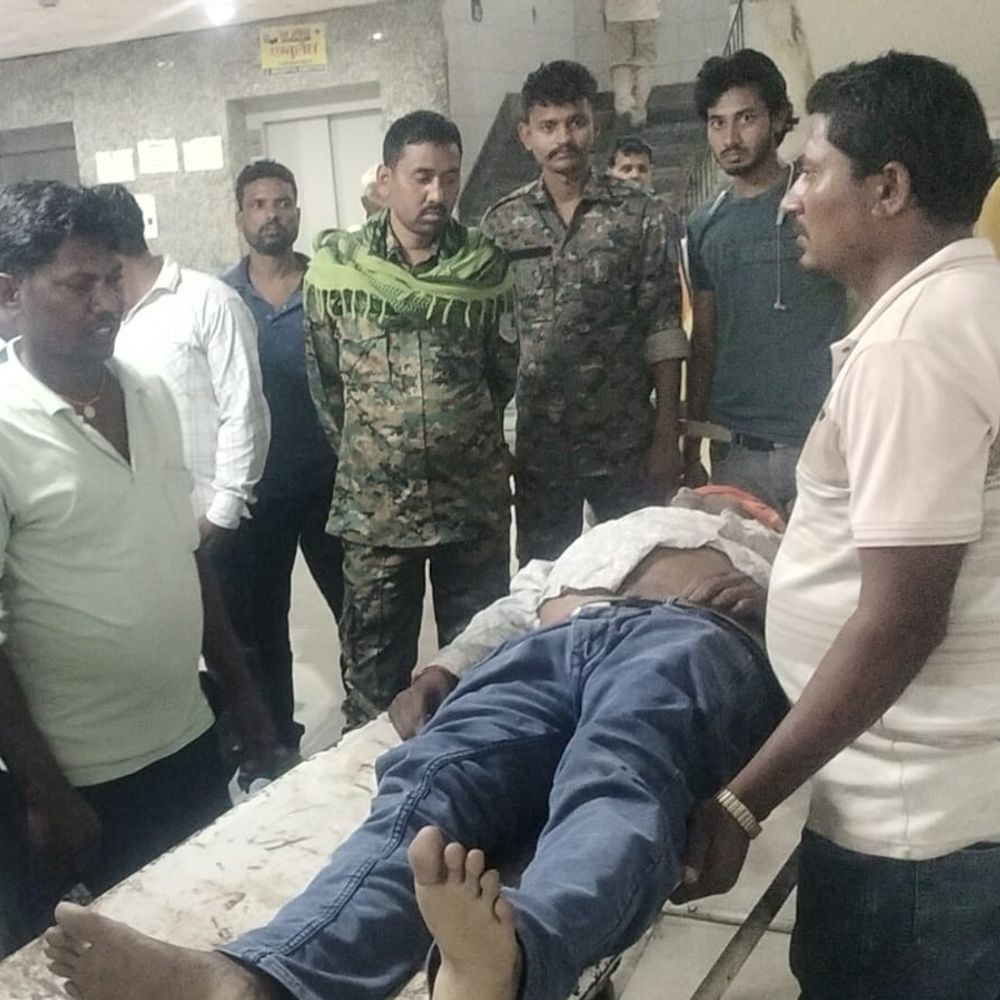 पलामू में बाइक और टेंपो में हुई आमने-सामने टक्कर:एलआईसी एजेंट सहित दो की मौत, मेदिनीनगर-रांची मुख्य मार्ग NH-39 पर हुआ हादसा