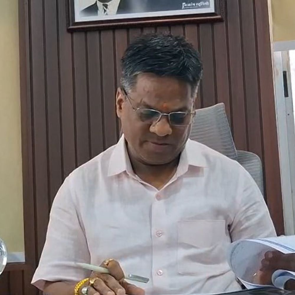 बिरसा बीएमओ की डिग्री पर उठे सवाल:मध्यप्रदेश मेडिकल काउंसिल करेगी जांच, एक ही नाम के दो डॉक्टर