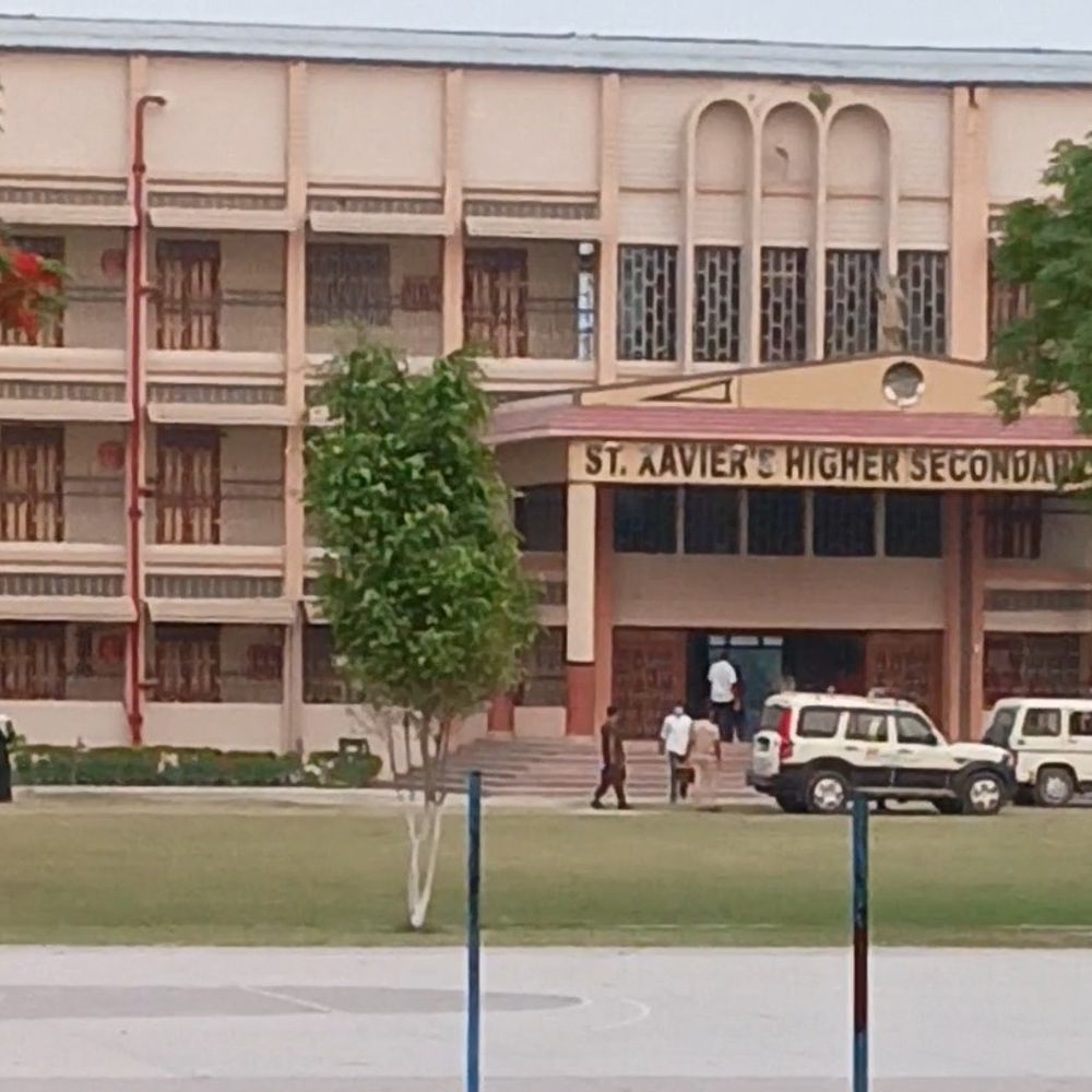 बेतिया संत जेवियर स्कूल में धमाका, छात्र घायल:अधिकारी बोले-विस्फोट में इस्तेमाल किया पदार्थ पटाखा नहीं, FSL और पुलिस जांच में जुटी