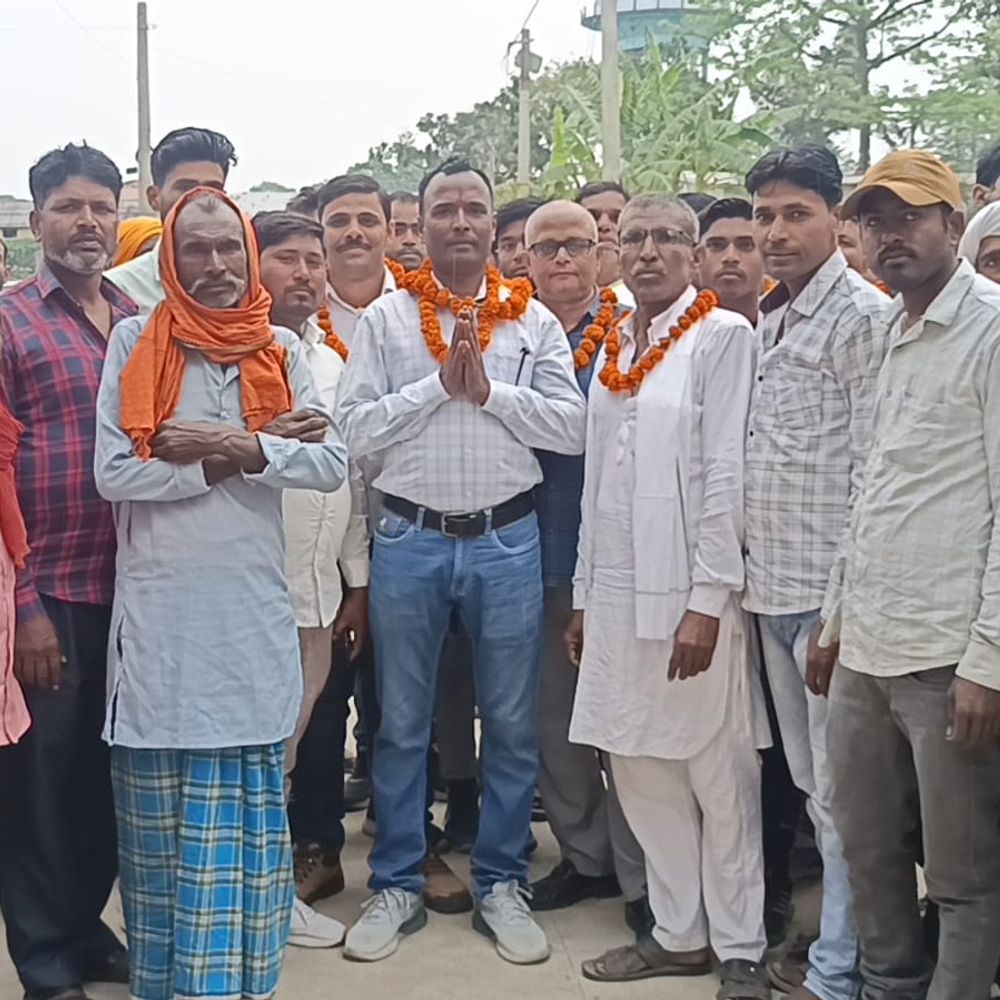 शिवहर पैक्स चुनाव में सरगर्मी तेज:दो उम्मीदवारों ने नामांकन किया, जुलूस निकला, 20 अप्रैल को वोटिंग होगी