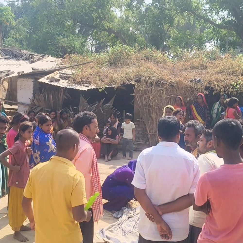 पालीगंज में 13 वर्षीय बच्चे की संदिग्ध मौत:बराह गांव में घर के बाहर मिला शव, परिजनों को हत्या की आशंका