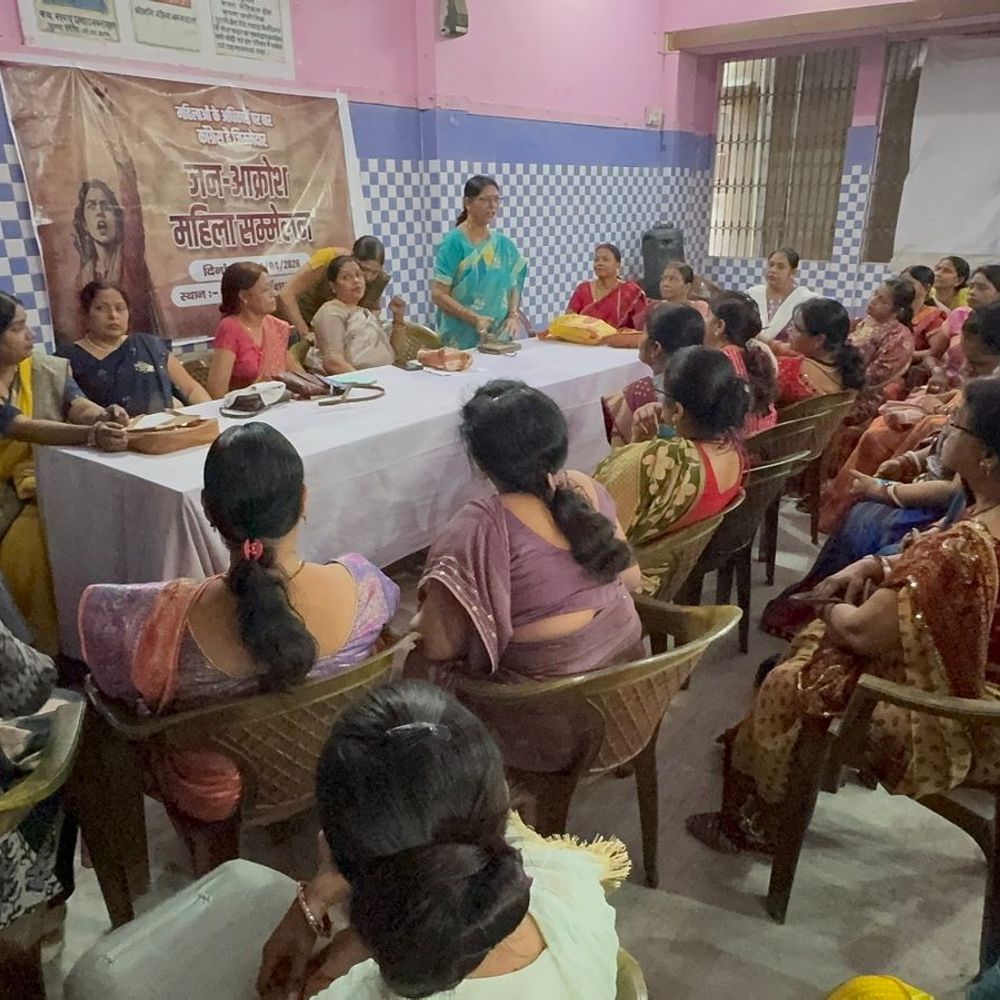 नवादा में BJP महिला मोर्चा का सम्मेलन:आरक्षण बिल रोकने पर कांग्रेस पर साधा निशाना