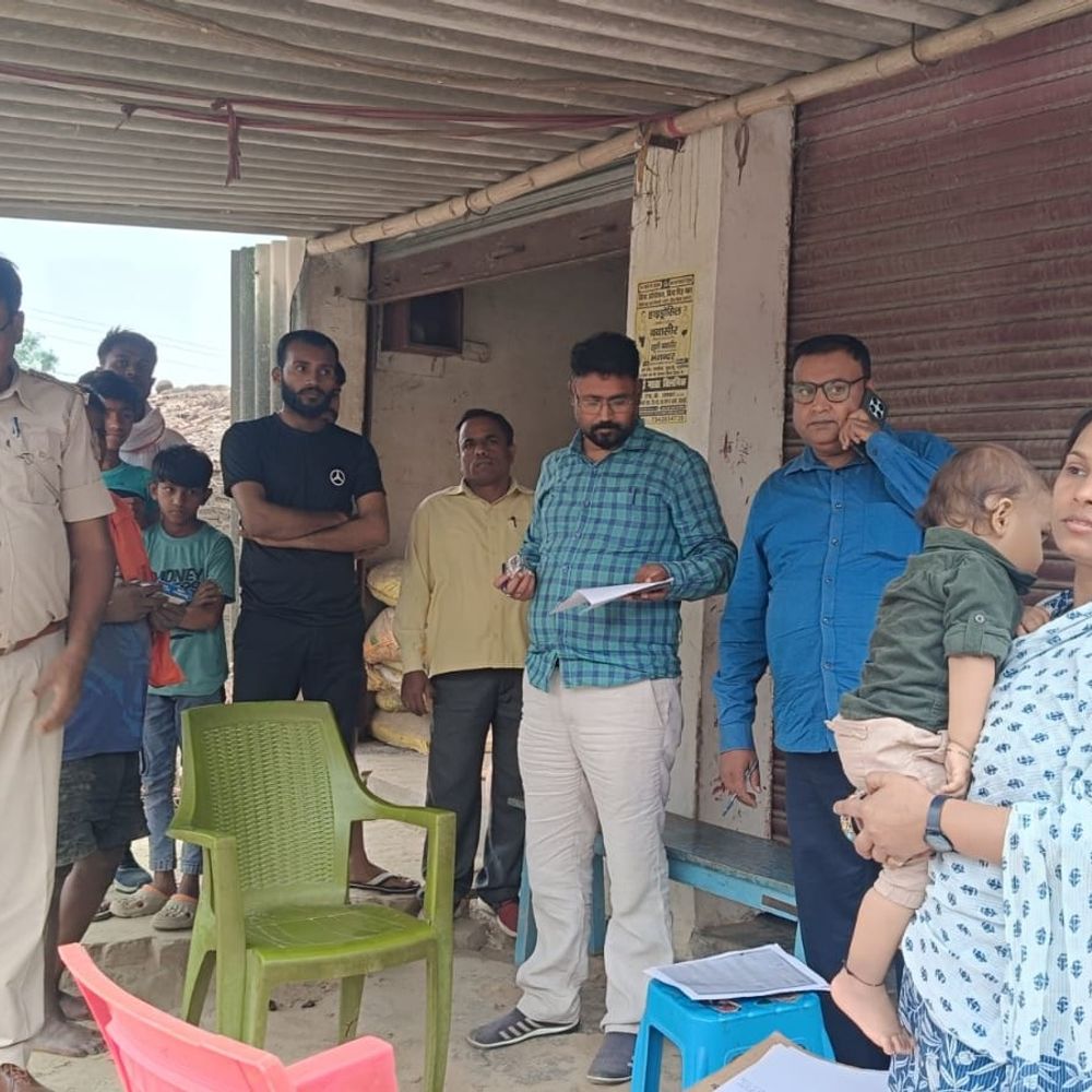 शिवहर में उर्वरक कालाबाजारी पर कार्रवाई:प्रशासन ने अवैध गोदाम किया सील, लाइसेंस रद्द