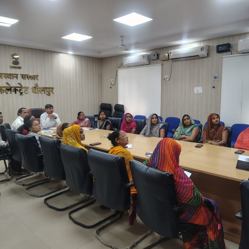 मुख्य सचिव ने लखपति दीदियों से किया संवाद:महिला सशक्तिकरण को दिया बढ़ावा, सफलता की कहानियां शेयर की