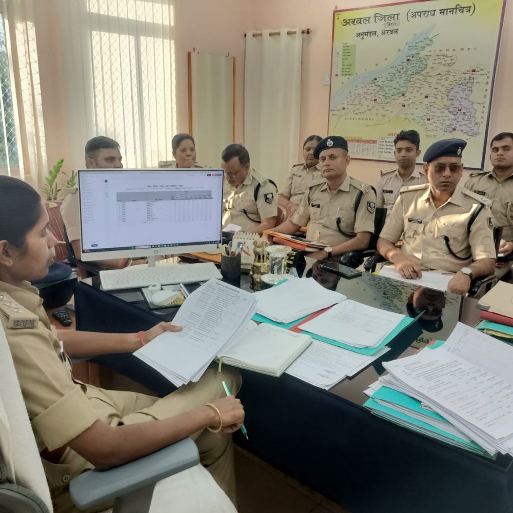 अरवल में डीएसपी ने थाना प्रभारियों के साथ की बैठक:अपराध नियंत्रण को लेकर आवश्यक दिशा निर्देश दिए