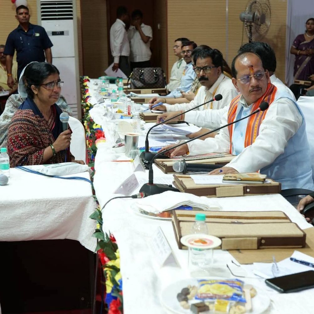 डिप्टी CM के निर्देश के बाद भी नहीं खुला ताला:2 दिन पहले जनसंवाद में महिला ने विजय सिन्हा से मांगी थी मदद, 6 महीने से घर बंद