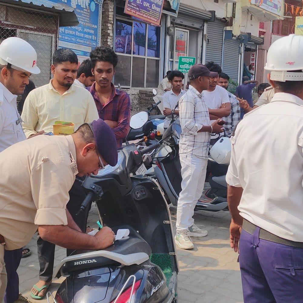 जहानाबाद में SP ने चलाया वाहन जांच अभियान:सड़क सुरक्षा और अपराध नियंत्रण को लेकर चौक-चौराहों पर जांच की गई