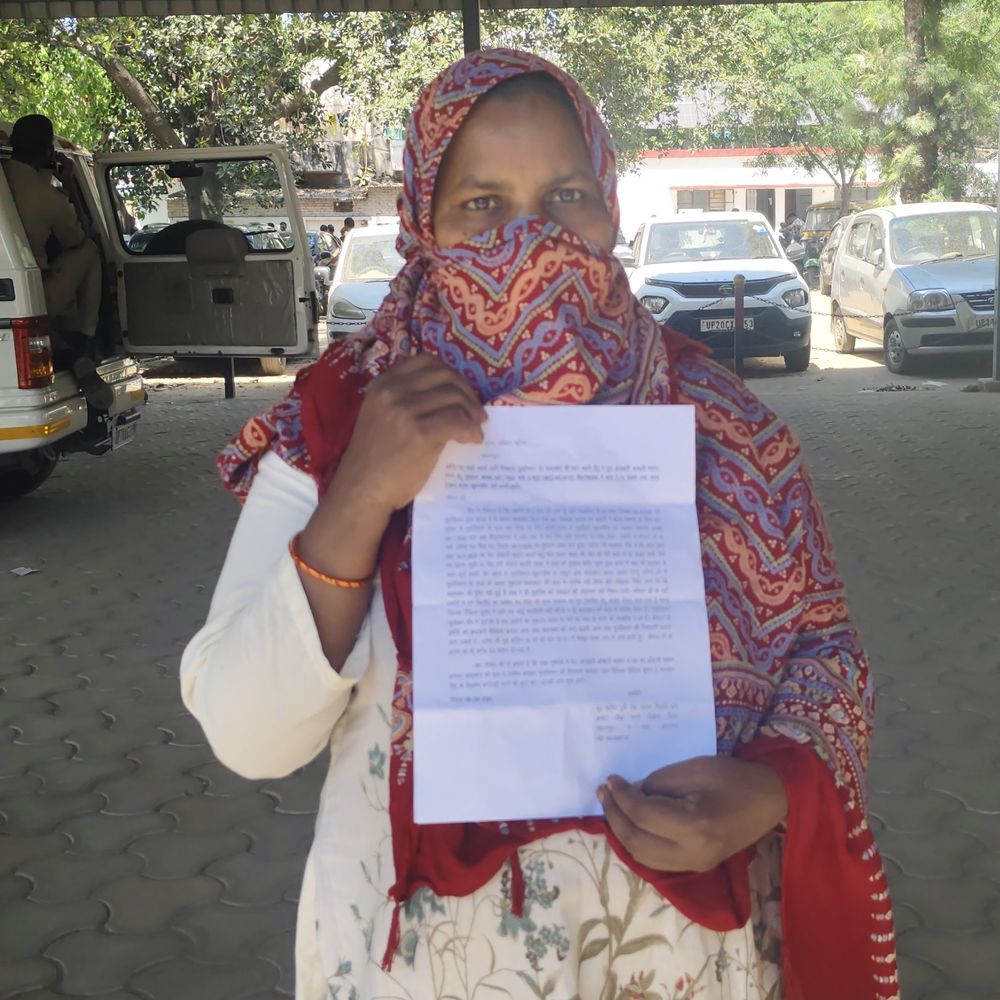 नाबालिग से दुष्कर्म मामले में पुलिस पर गंभीर आरोप:सहारनपुर में पीड़िता ने SSP से लगाई न्याय और निष्पक्ष जांच की गुहार