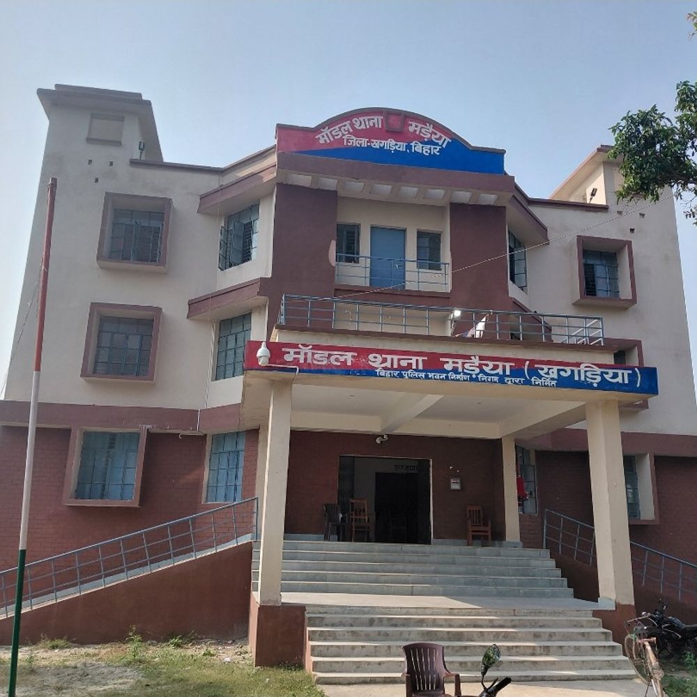 हथियार तस्कर अरेस्ट, 2 कट्टे; 1 कारतूस बरामद:खगड़िया की मड़ैया थाना पुलिस ने की बड़ी कार्रवाई