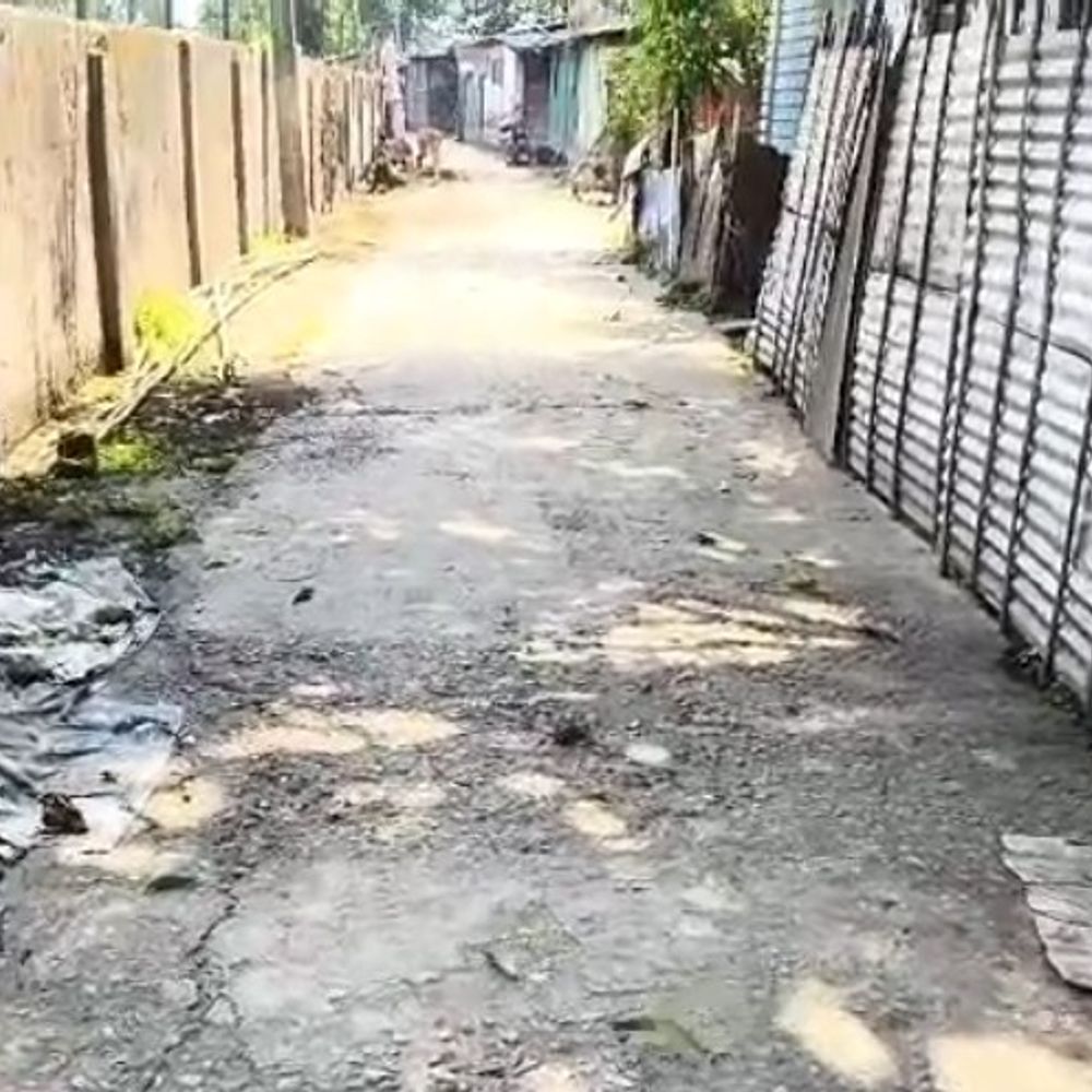 PCC सड़क निर्माण के नाम पर 4 लाख गायब:किशनगंज में मामला उजागर होते ही राशि किया वापस, DM ने जांच का दिया निर्देश