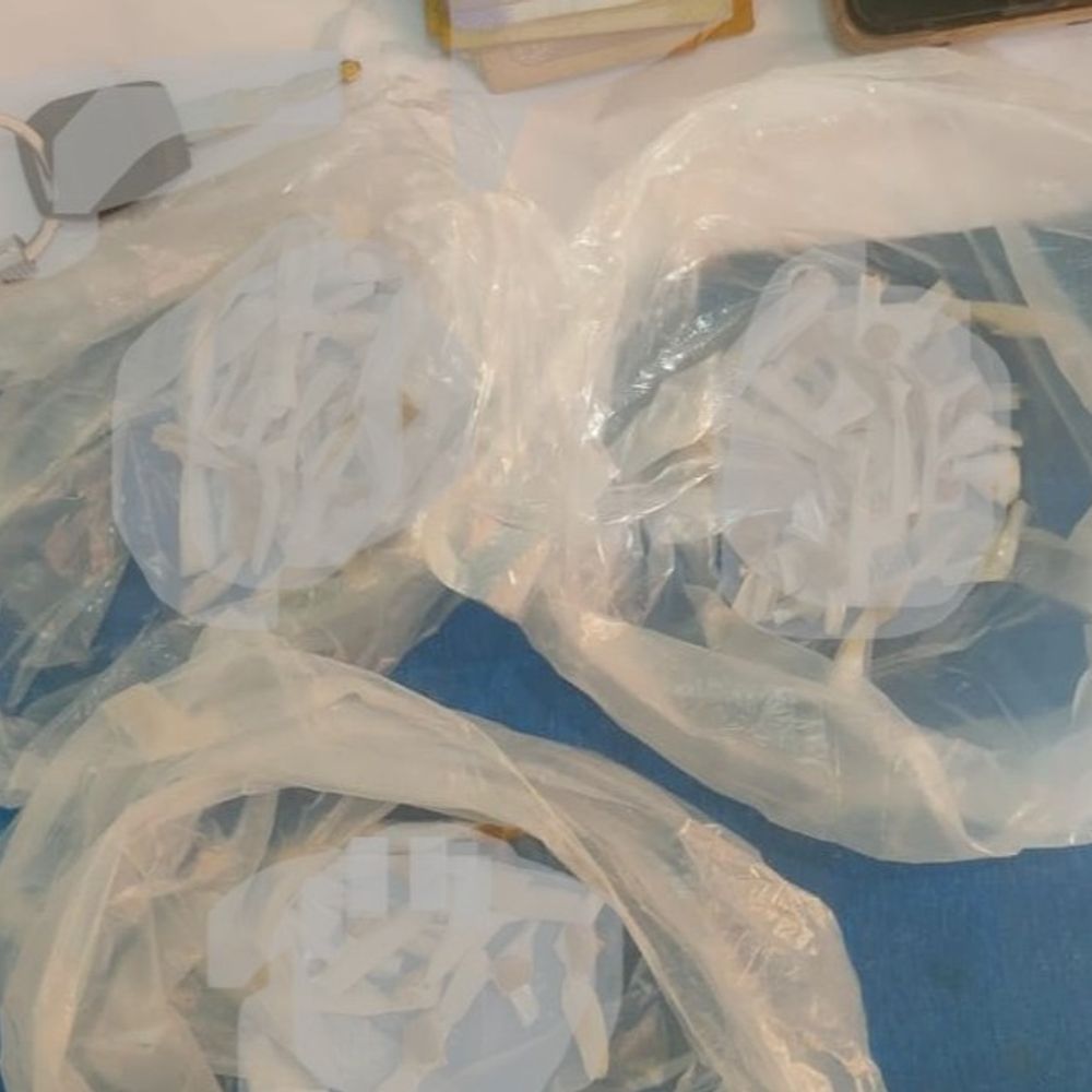 पूर्णिया में स्मैक के खिलाफ पुलिस की कार्रवाई:अलग-अलग जगहों से 124 ग्राम से ज्यादा जब्त, 6 बदमाश गिरफ्तार