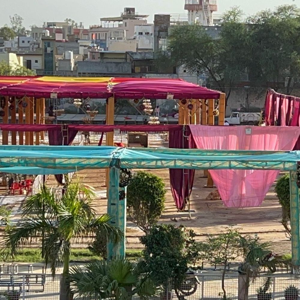 हांसी में धर्म कथा से पहले शुल्क को लेकर विवाद:आयोजकों ने जमा नहीं कराया, एसडीएम बोले- नियमों से कोई समझौता नहीं