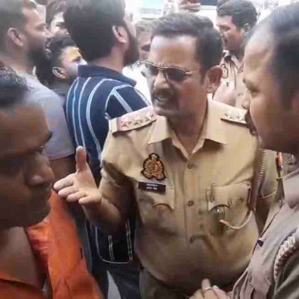 कानपुर में दो बच्चों की मां लापता, धर्मांतरण का आरोप:परिजनों और भाजपा कार्यकर्ताओं ने थाने में हंगामा किया