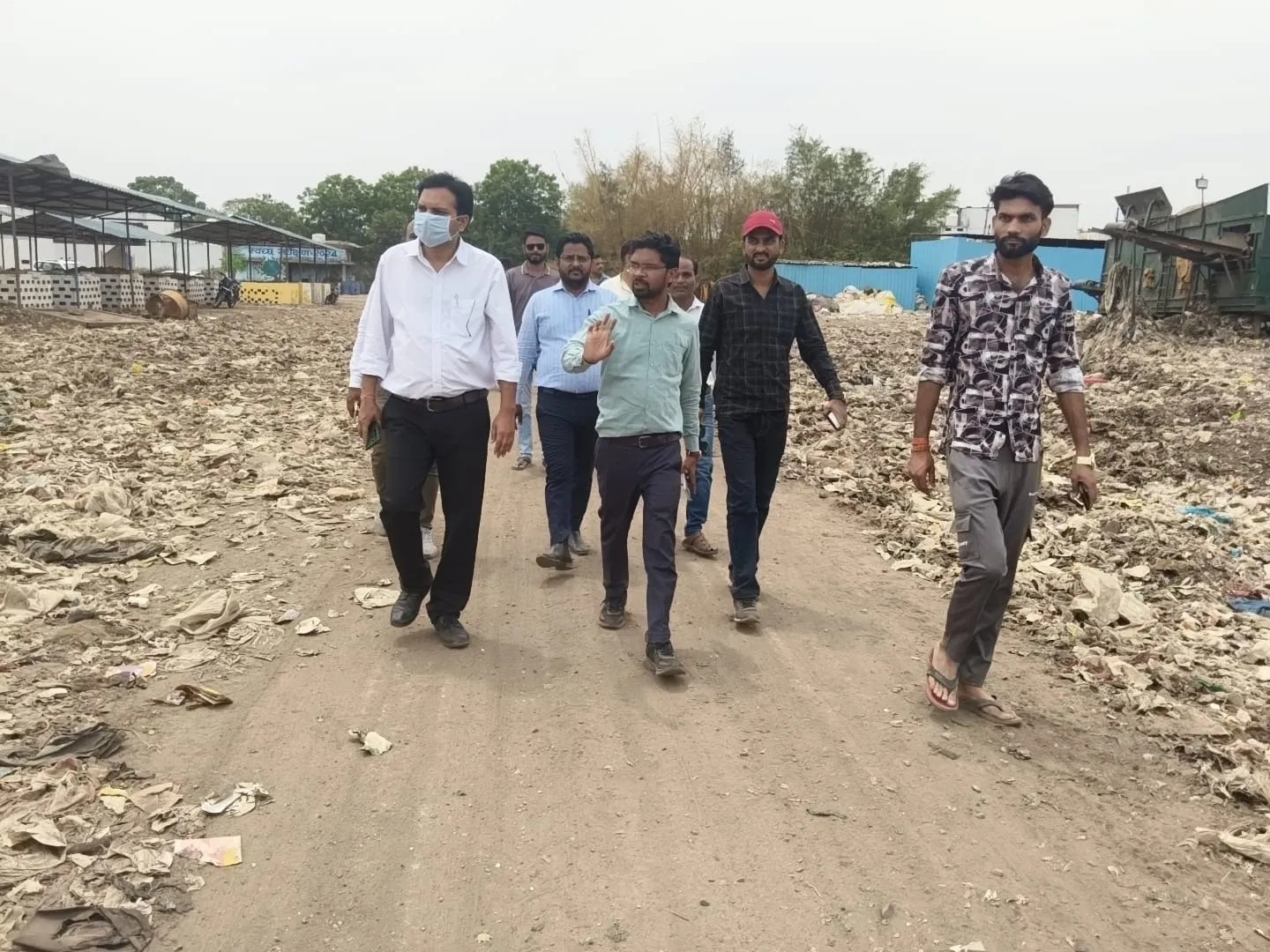 ट्रेचिंग ग्राउंड के कायाकल्प की तैयारी, सीएमओ ने किया निरीक्षण